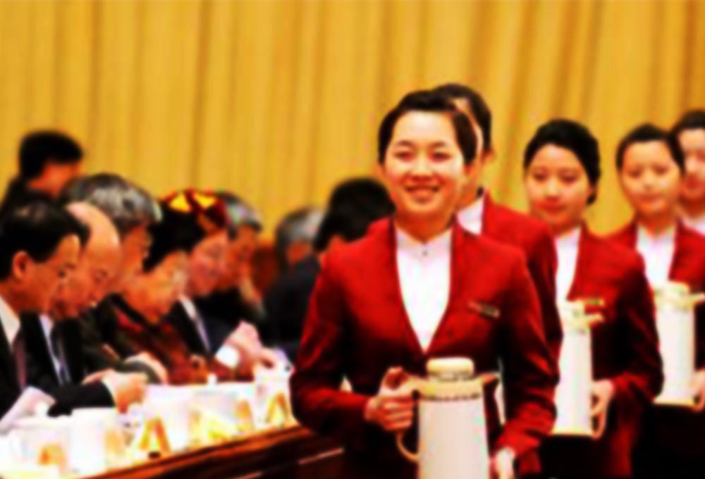 續(xù)水禮儀、表情管理都要到位